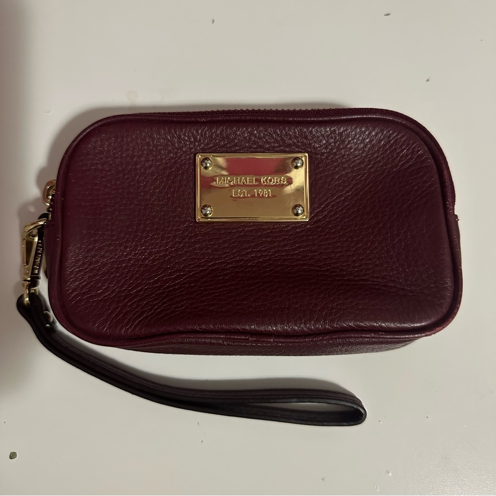 Michael Kors maroon burgundy wristlet